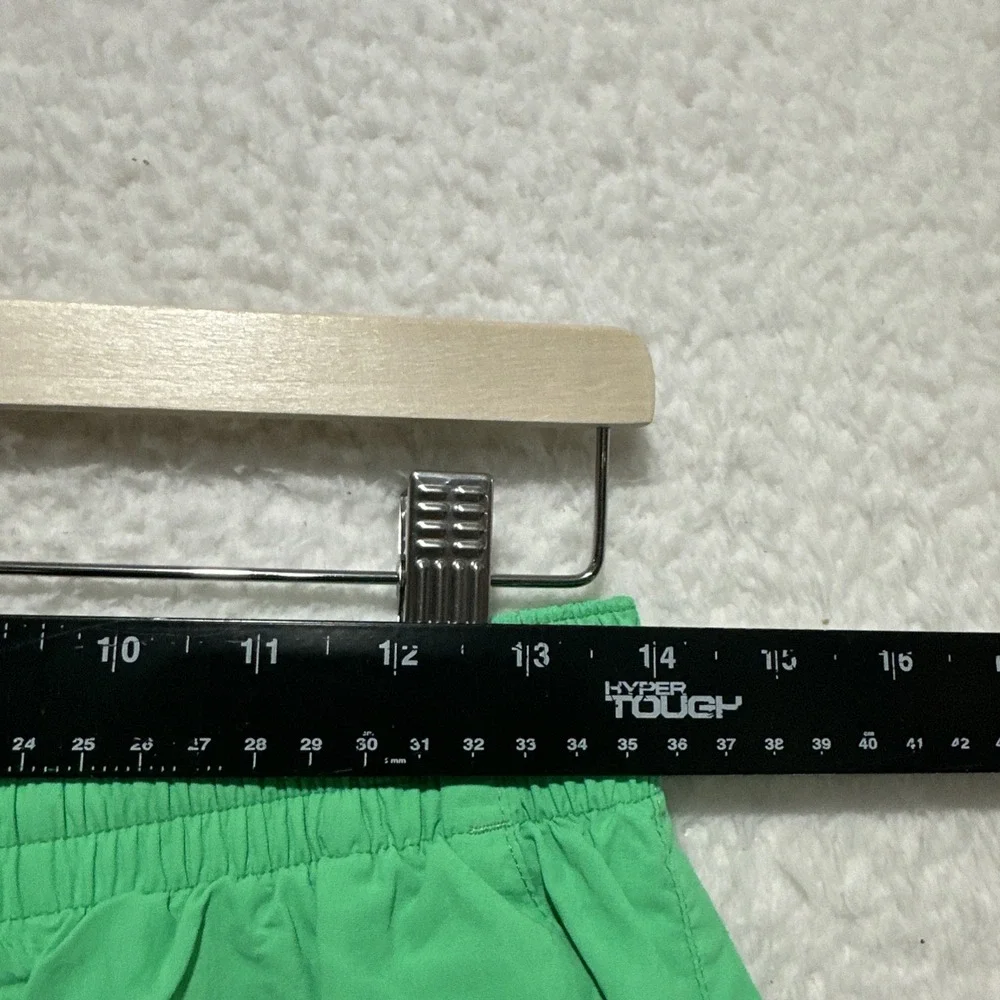 NIKE Swim Shorts Trunks Men's Size M Green Brief-Lined Drawstring Pockets‎ Logo